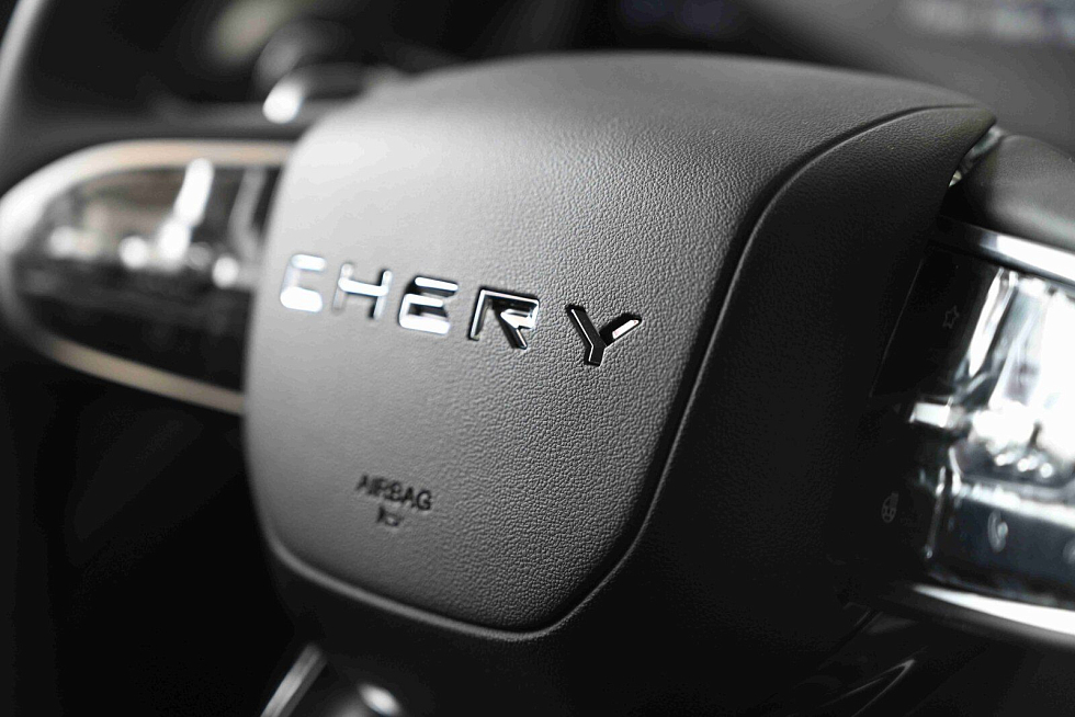 Chery Arrizo 8 Ultra Black, серебряный