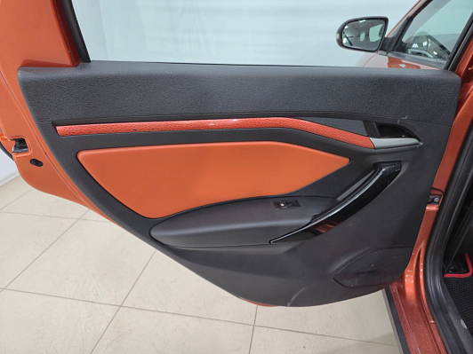 Lada (ВАЗ) Vesta Luxe Multimedia, 2019 года, пробег 92805 км