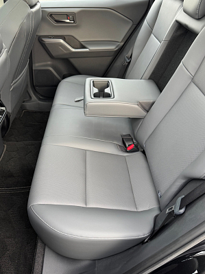 Toyota RAV4 Luxury, 2026 года, пробег 268 км