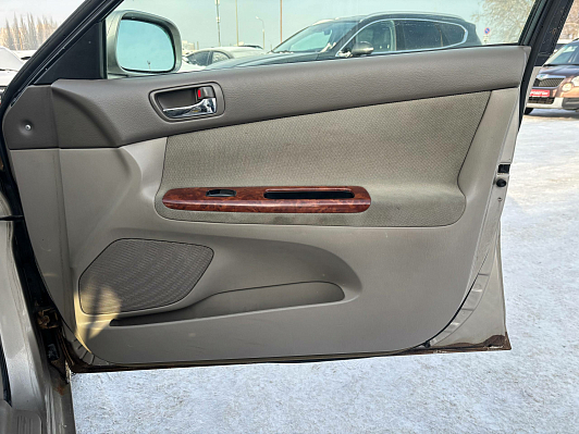 Toyota Camry, 2002 года, пробег 276754 км