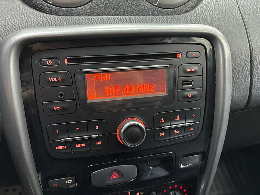 Renault Duster Authentique, 2013 года, пробег 195753 км