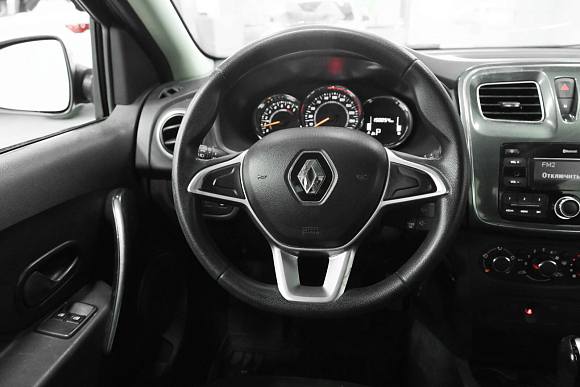Renault Logan Stepway Life City, 2019 года, пробег 150000 км