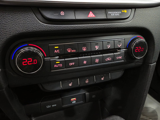 Kia XCeed Luxe, 2020 года, пробег 133230 км