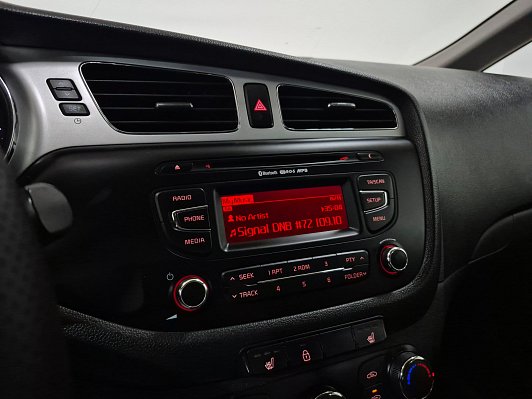 Kia Ceed Comfort, 2013 года, пробег 122222 км