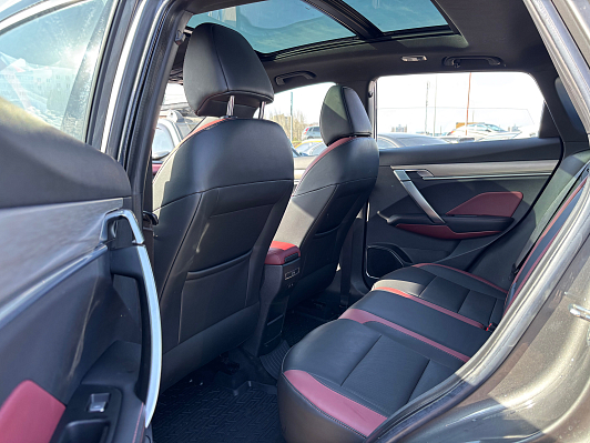 Geely Coolray Flagship, 2023 года, пробег 32200 км