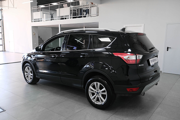 Ford Kuga Trend, 2017 года, пробег 251000 км