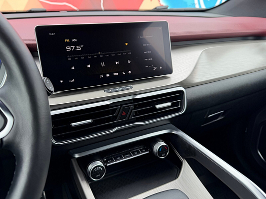 Geely Coolray Luxury, 2023 года, пробег 39100 км