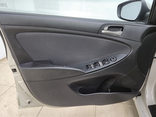 Hyundai Solaris Comfort, 2015 года, пробег 168326 км