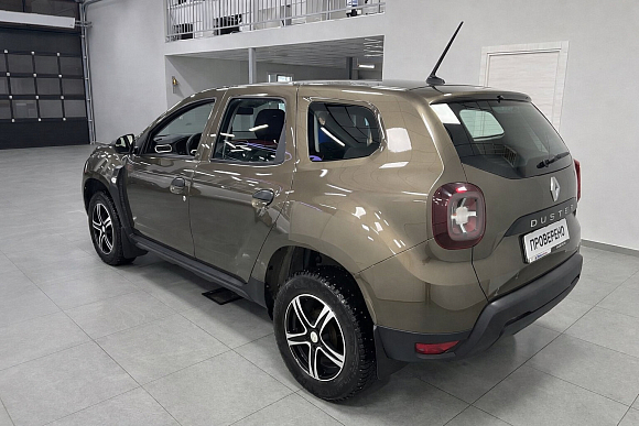 Renault Duster Access, 2021 года, пробег 66000 км