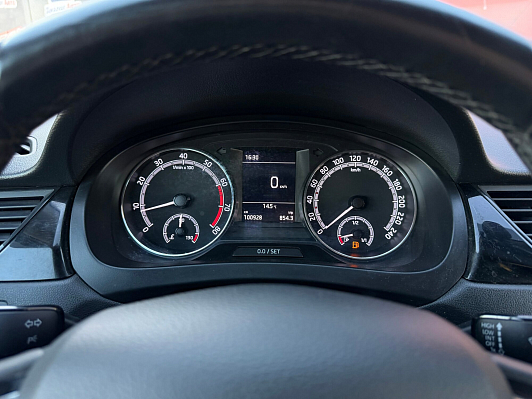 Skoda Rapid Hockey Edition Ambition, 2017 года, пробег 101000 км
