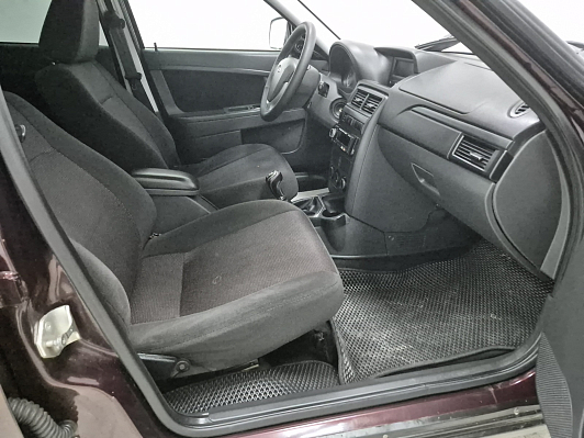 Lada (ВАЗ) Priora Норма, 2014 года, пробег 105578 км