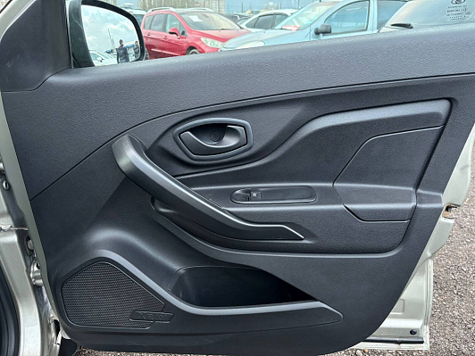 Lada (ВАЗ) XRAY Comfort, 2018 года, пробег 137876 км