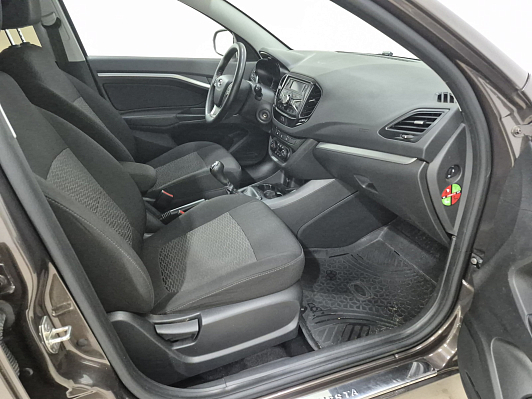 Lada (ВАЗ) Vesta Comfort Image, 2019 года, пробег 100000 км