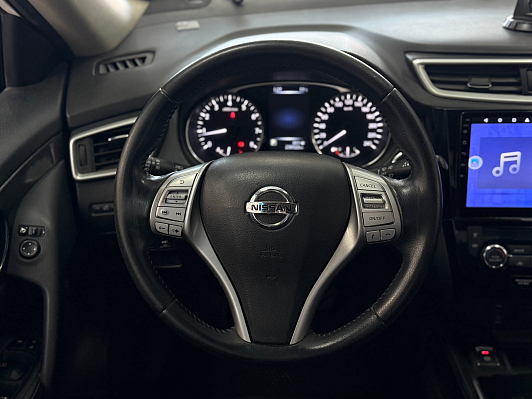 Nissan X-Trail LE, 2015 года, пробег 230513 км