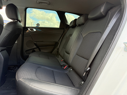 Kia Ceed Prestige, 2020 года, пробег 171082 км