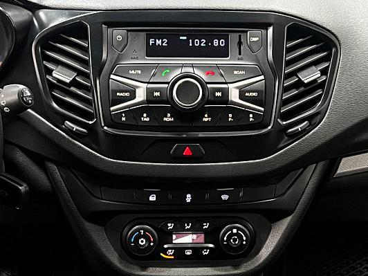 Lada (ВАЗ) Vesta Comfort Winter, 2020 года, пробег 98000 км