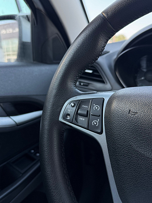 Lada (ВАЗ) Vesta Comfort Multimedia, 2017 года, пробег 144800 км