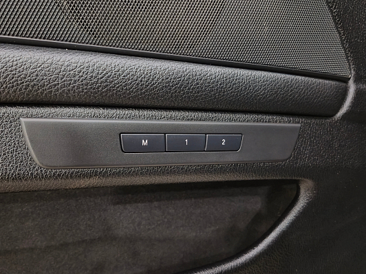 BMW 5 серии, 2014 года, пробег 290985 км