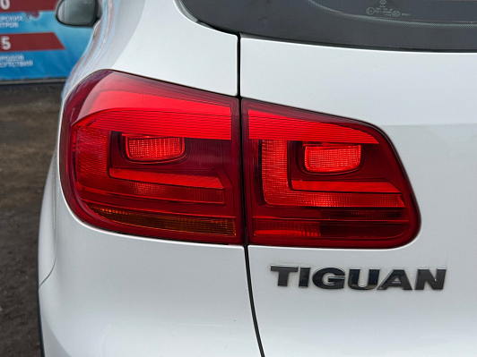 Volkswagen Tiguan Avenue, 2013 года, пробег 272000 км