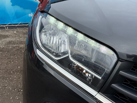 Lada (ВАЗ) XRAY Comfort, 2018 года, пробег 105283 км