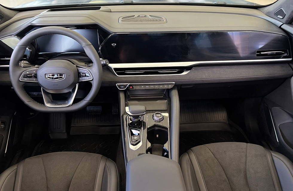 Geely Monjaro Exclusive, серый