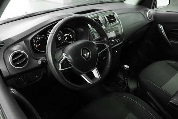 Renault Logan Stepway Life City, 2019 года, пробег 150000 км