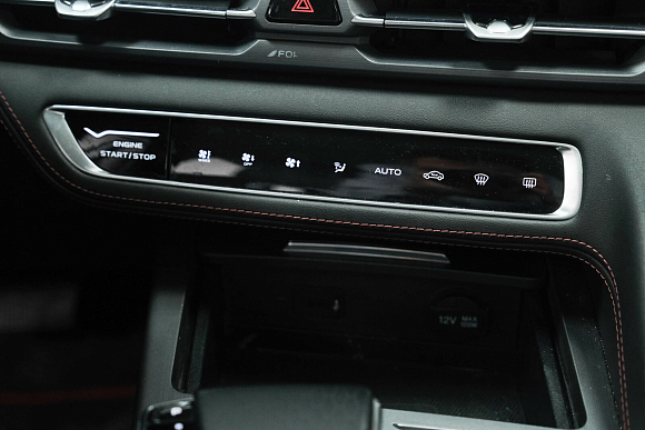 Changan CS75 Plus Luxury, 2023 года, пробег 56000 км