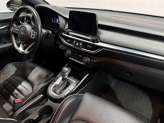 Kia Cerato GT Line, 2021 года, пробег 108000 км
