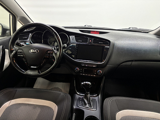 Kia Ceed Luxe, 2015 года, пробег 147700 км
