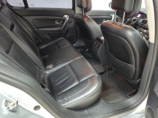 Renault Latitude Privilege, 2012 года, пробег 217598 км