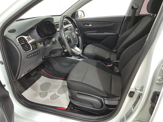 Kia Rio Luxe, 2018 года, пробег 102100 км