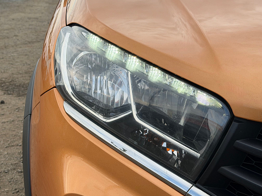 Lada (ВАЗ) XRAY Comfort, 2019 года, пробег 181000 км