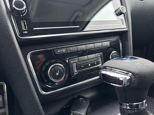 Skoda Superb Ambition, 2012 года, пробег 194238 км