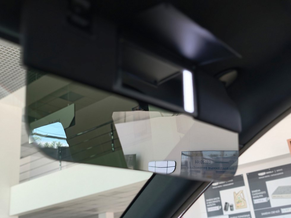 Geely Coolray Эксклюзив, серый