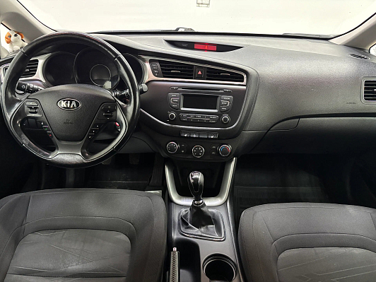 Kia Ceed Comfort, 2015 года, пробег 126820 км