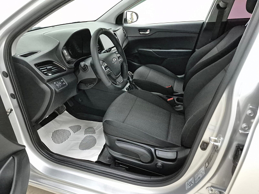 Hyundai Solaris Специальная Серия "Sportline" Comfort + Winter, 2021 года, пробег 111260 км