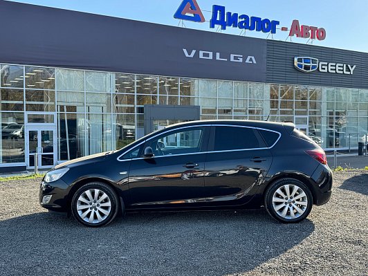 Opel Astra Cosmo, 2011 года, пробег 156002 км