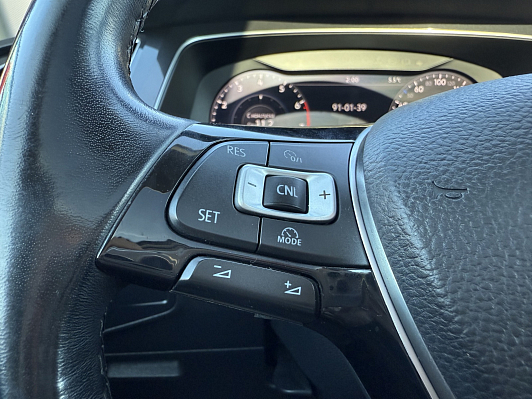 Volkswagen Tiguan Exclusive, 2017 года, пробег 127884 км
