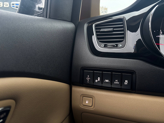 Kia Carnival, 2018 года, пробег 122150 км