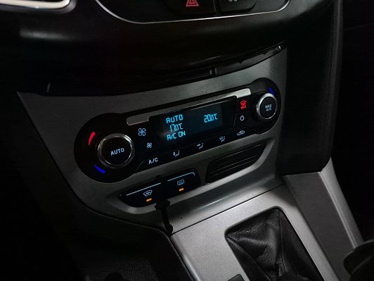Ford Focus, 2013 года, пробег 206904 км