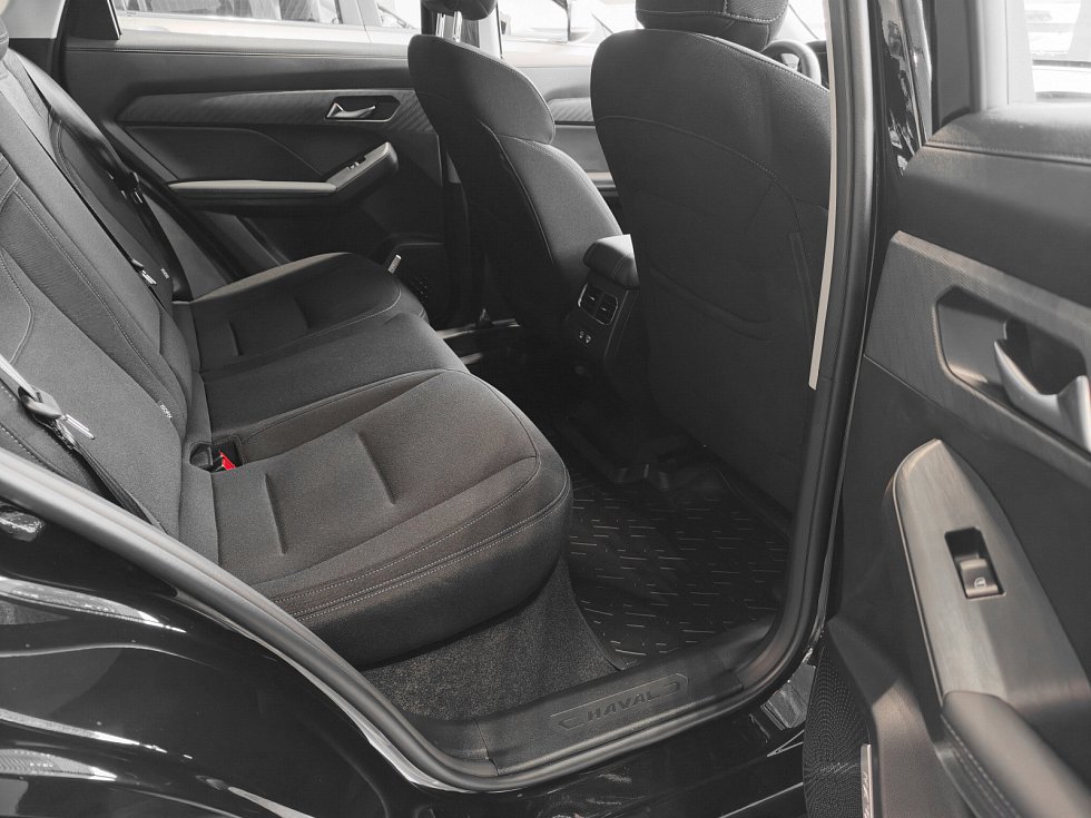 Haval Jolion Оптимум, черный