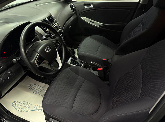 Hyundai Solaris Elegance, 2016 года, пробег 174430 км