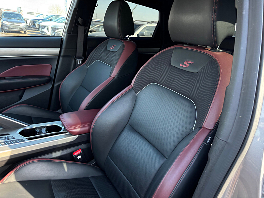 Geely Coolray Flagship, 2023 года, пробег 67381 км