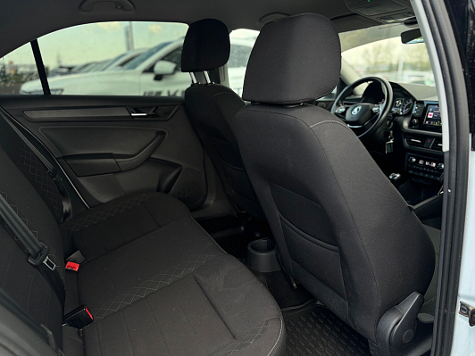 Skoda Rapid Hockey Edition, 2021 года, пробег 112450 км