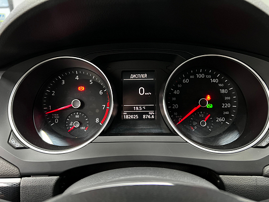 Volkswagen Jetta, 2016 года, пробег 182000 км