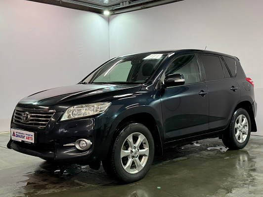 Toyota RAV4, 2011 года, пробег 180000 км