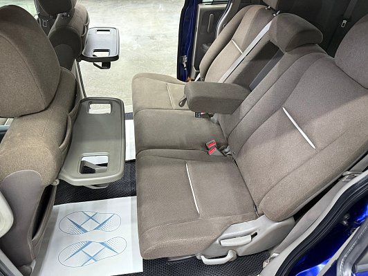 Honda Stepwgn, 2016 года, пробег 163270 км