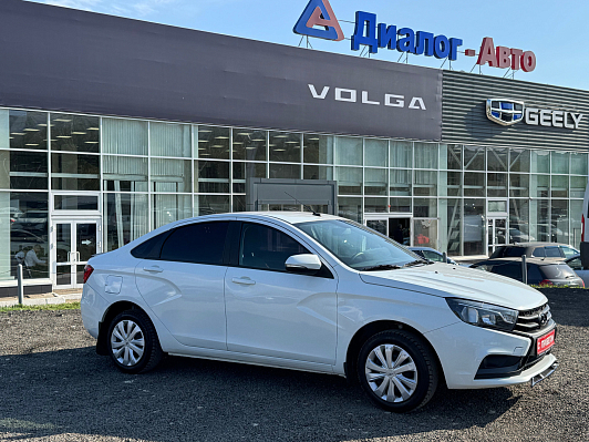 Lada (ВАЗ) Vesta Comfort Multimedia, 2017 года, пробег 144800 км