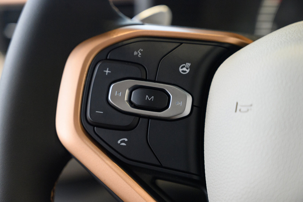 Haval Jolion Техно, красный